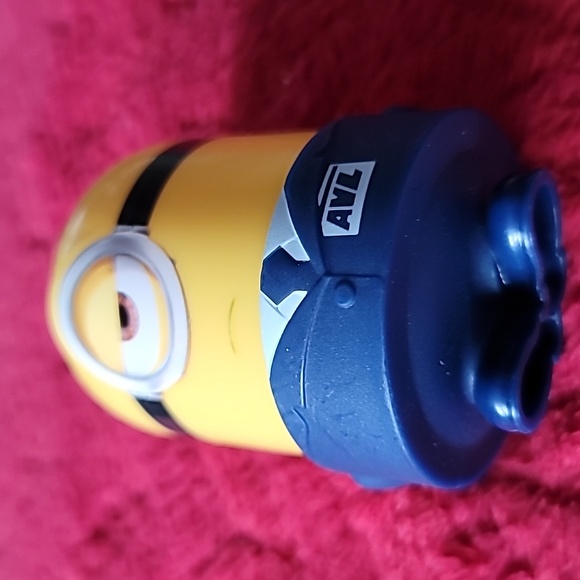 Set of 12 Minions (large) Figurines - Picture 8 of 8